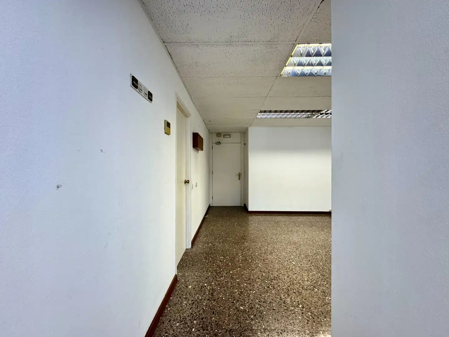 Bureau avec ascenseur à louer à de la Diputació, imagen 25