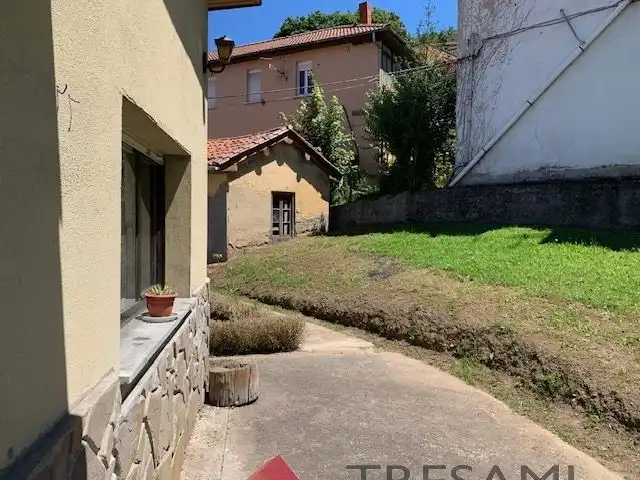 Vista exterior de Casa o chalet en venta en Mieres (Asturias) con Terraza, Trastero y Piscina
