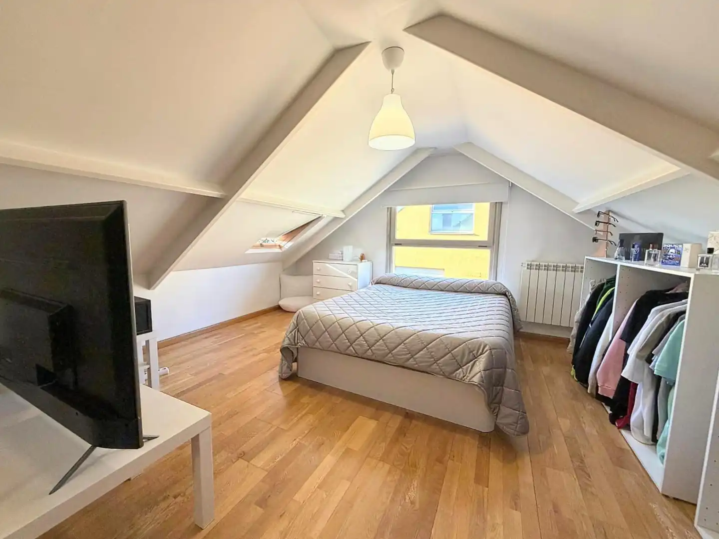 Habitación de Casa adosada en venta en Astorga con Calefacción y Terraza