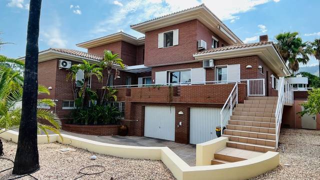 Casa-chalet en Venta en Sierra Helada