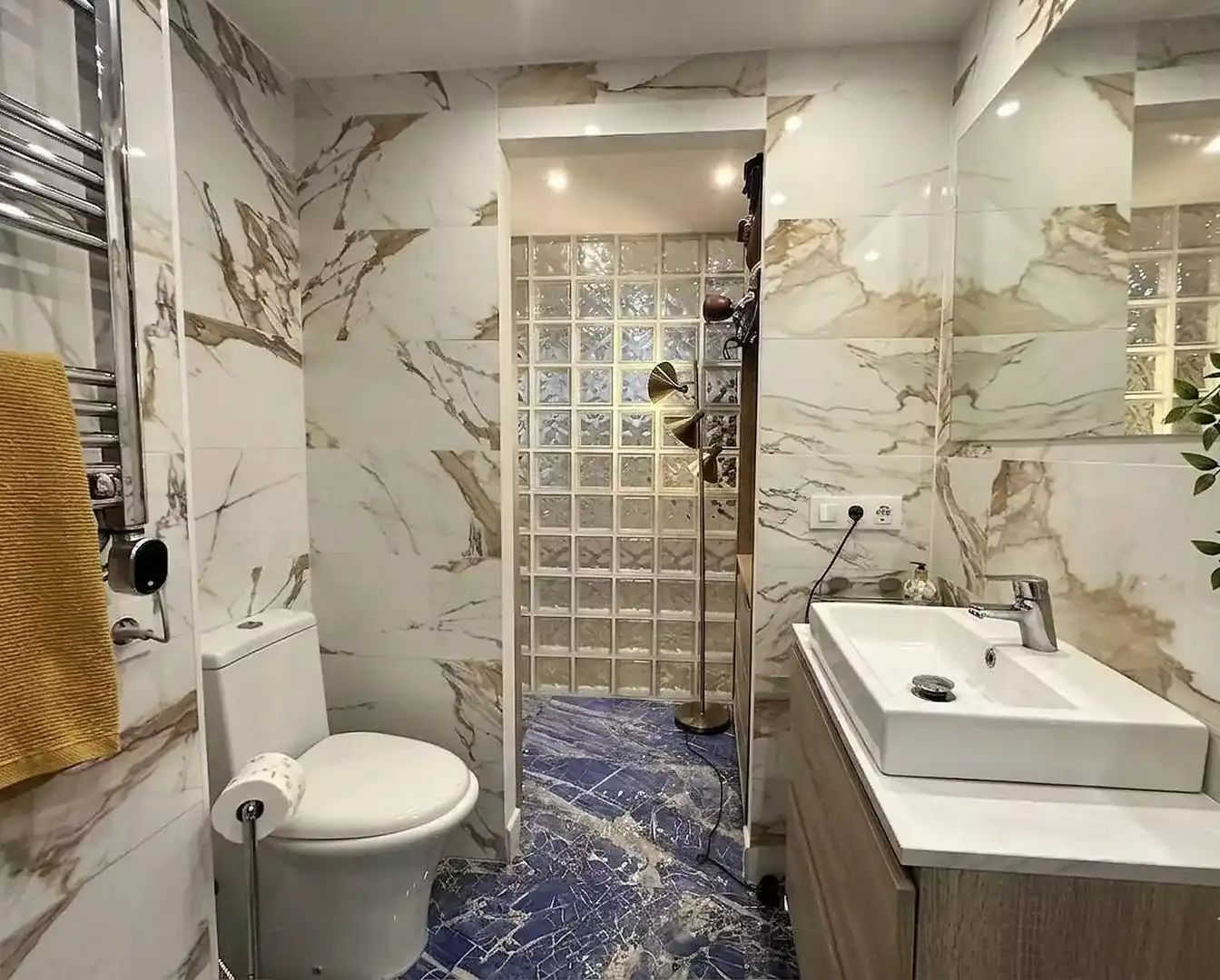 Baño de Apartamento en venta en Lloret de Mar