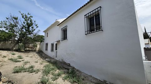 EN EXCLUSIVA CASA CON PARCELA EN EL TEJAR