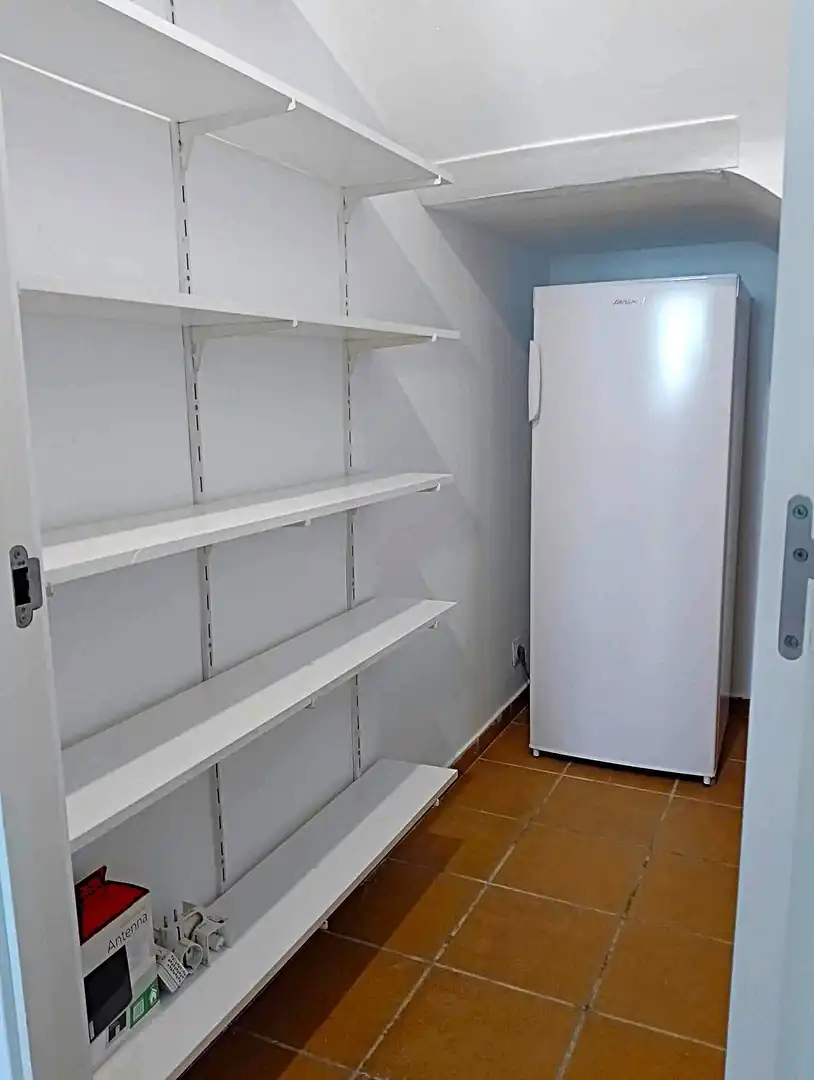 Küche von Wohnung zur Miete in Málaga mit Klimaanlage, Privatgarten und Terrasse