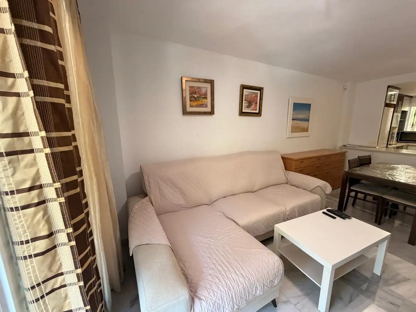 Living room of Flat for rent in Benalmádena  with Air Conditioner, Heating and Private garden