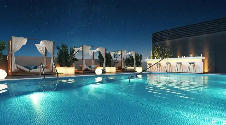 Piscina de Apartamento en venta en Málaga con Aire acondicionado, Calefacción y Jardín privado