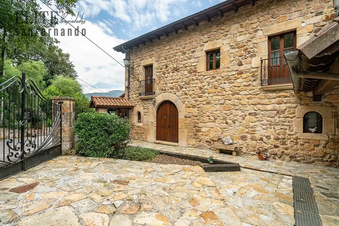 Vista exterior de Casa o chalet en venta en Santa María de Cayón con Calefacción, Jardín privado y Terraza