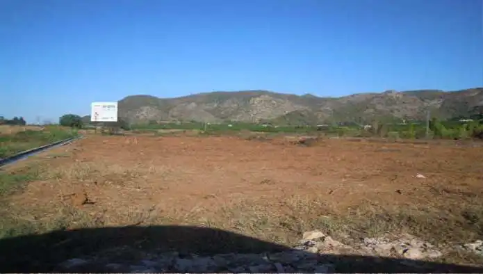Terreno en venta en Simat de la Valldigna