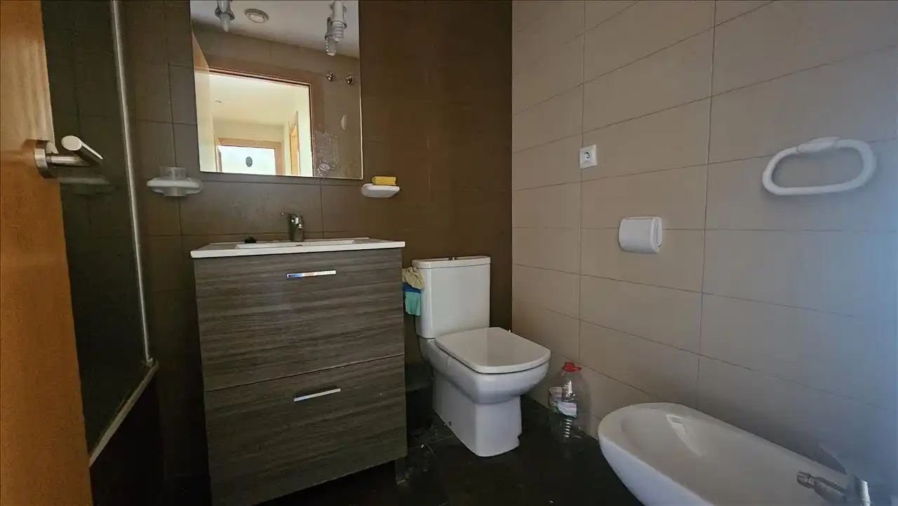 Bany de Pis en venda en Vilajuïga amb Parquet