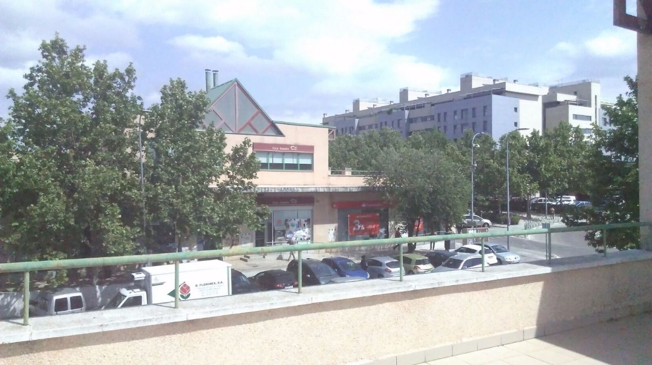 Exterior view of Premises to rent in Rivas-Vaciamadrid