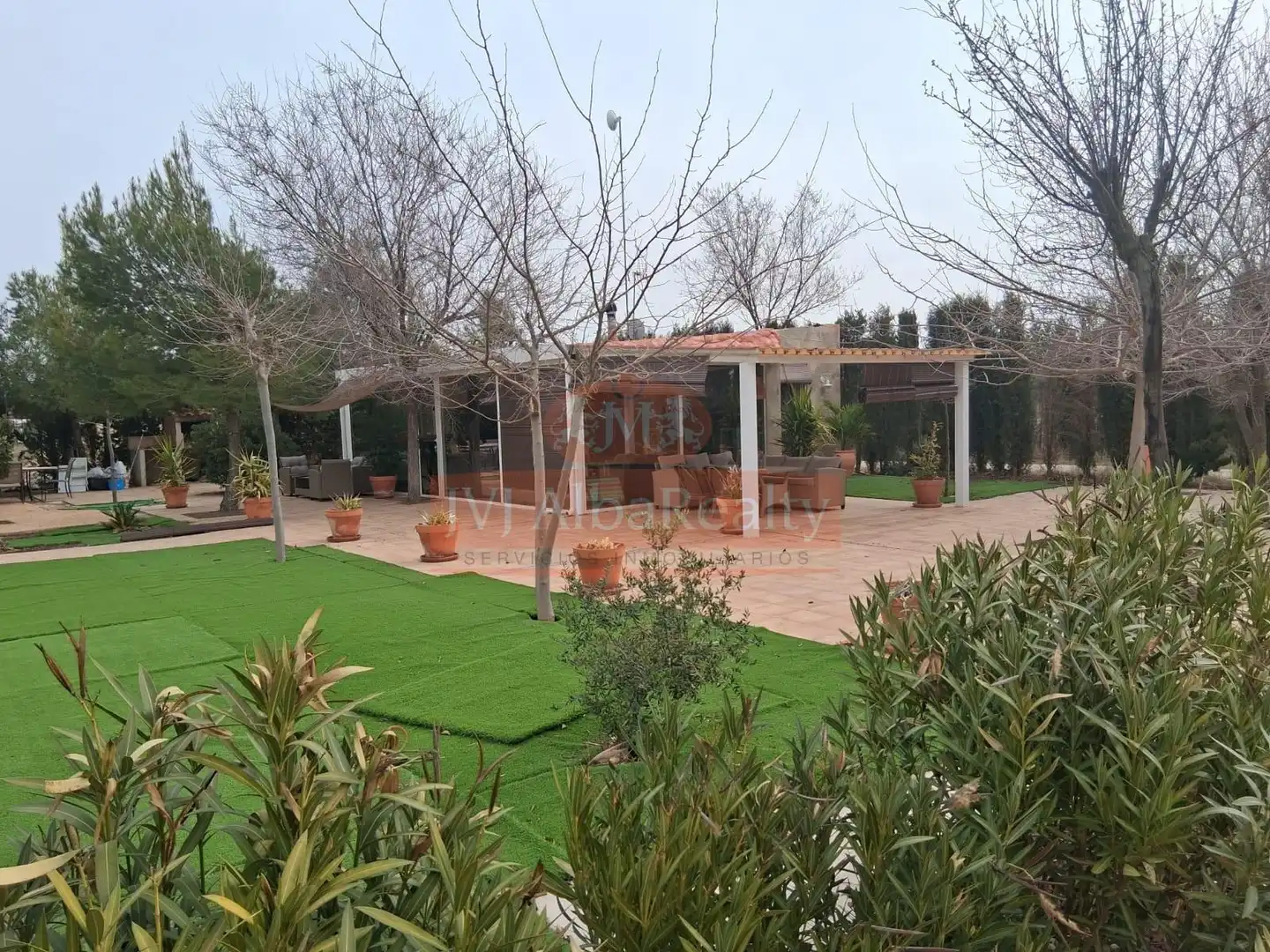 Jardí de Casa o xalet en venda en Albacete amb Aire condicionat i Piscina