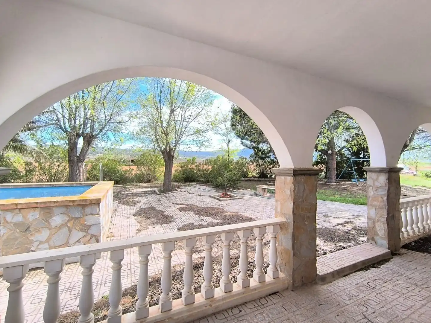 Country homes for sale in Yecla