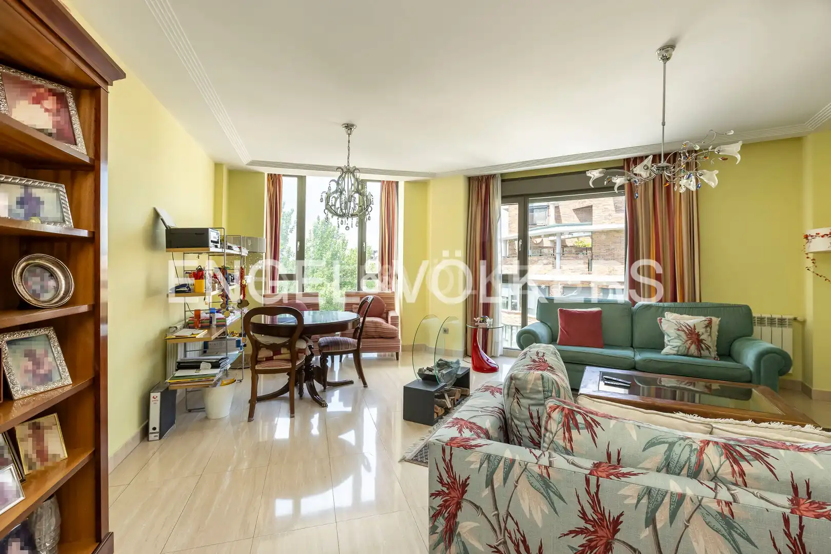 Living room of Apartments for sale in Madrid  with Air Conditioner, Heating and Parquet flooring