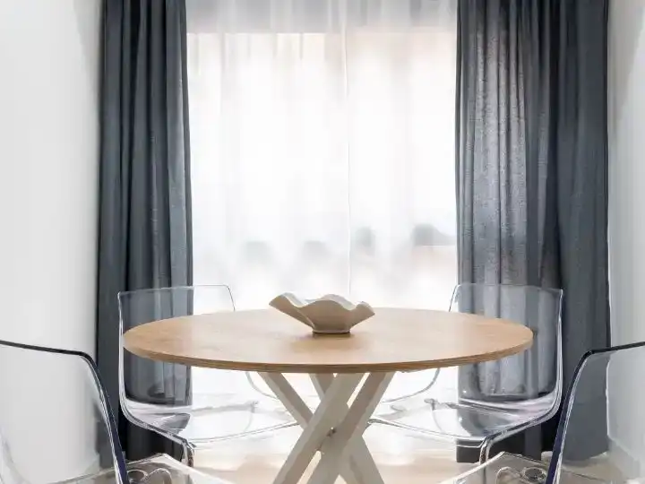Menjador de Apartament de lloguer en  Sevilla Capital amb Aire condicionat