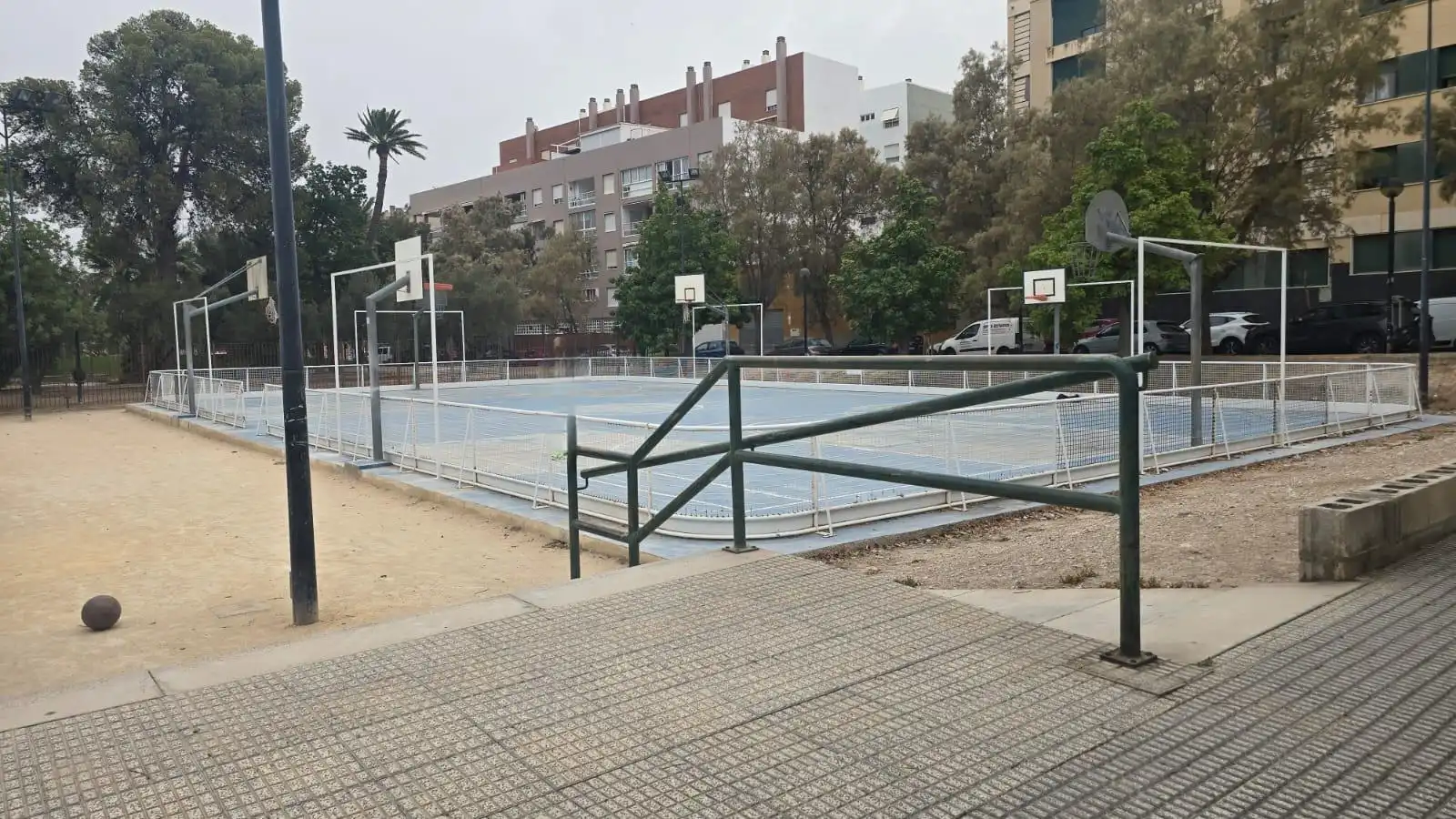 Vista exterior de Pis en venda en Sant Joan d'Alacant amb Parquet, Terrassa i Piscina comunitària