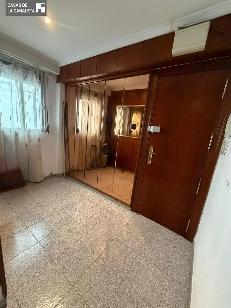 Piso en venta en Mislata con Balcón