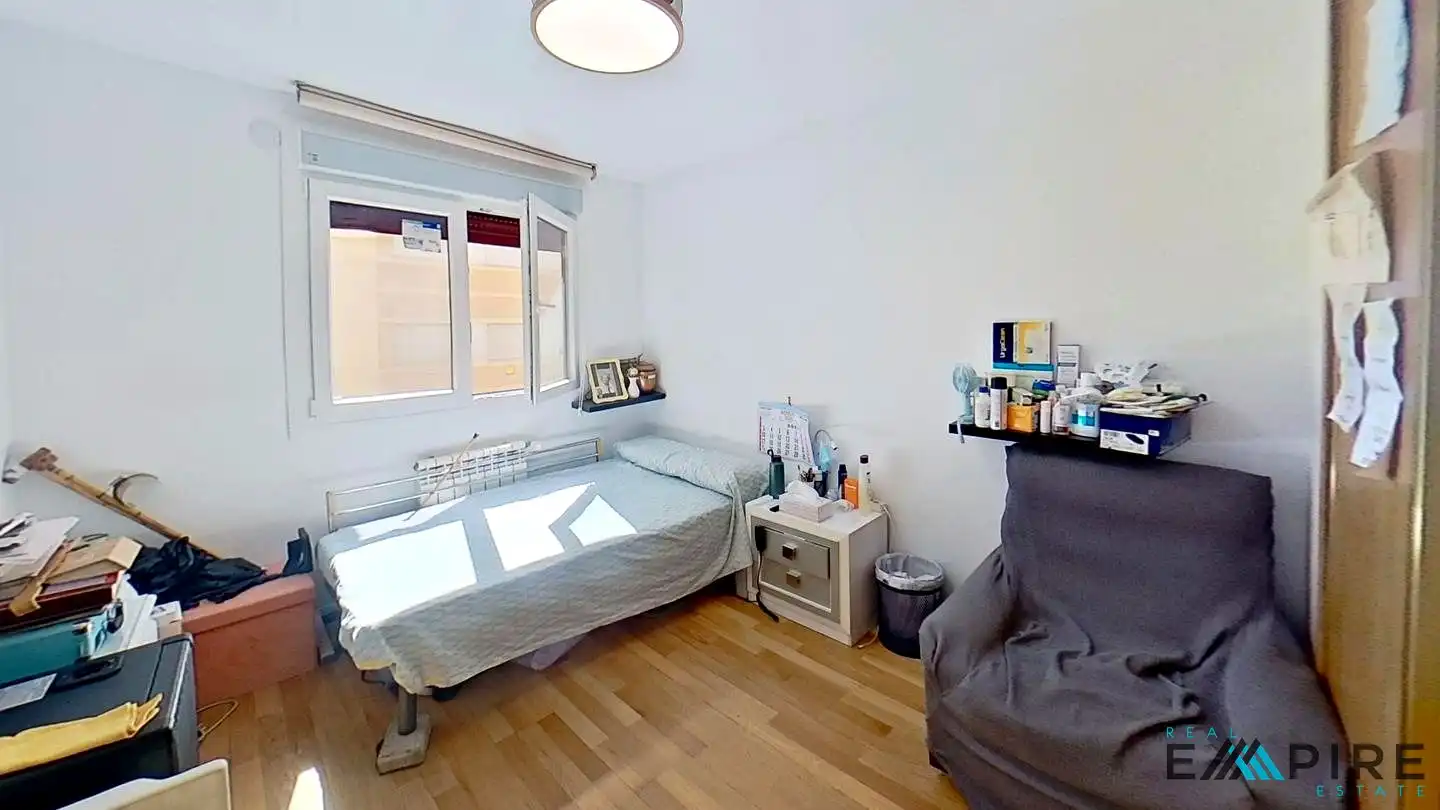 Habitación de Piso en venta en Parla con Aire acondicionado, Calefacción y Internet
