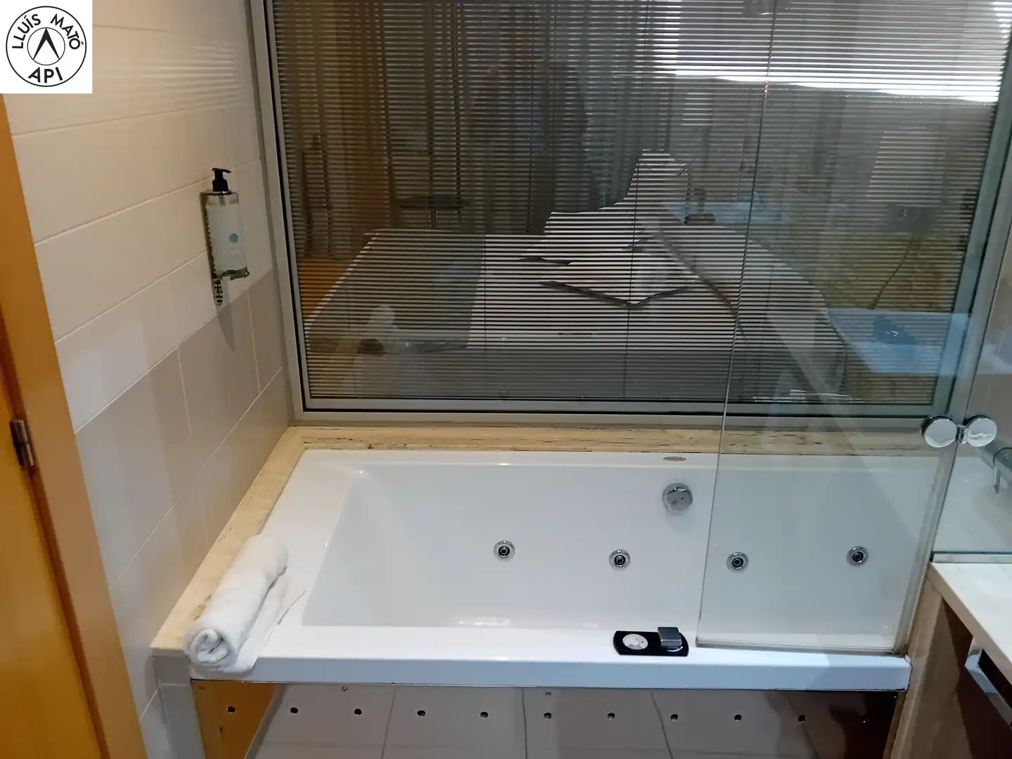 Badezimmer von Gebäude zum Verkauf in Sant Julià de Ramis