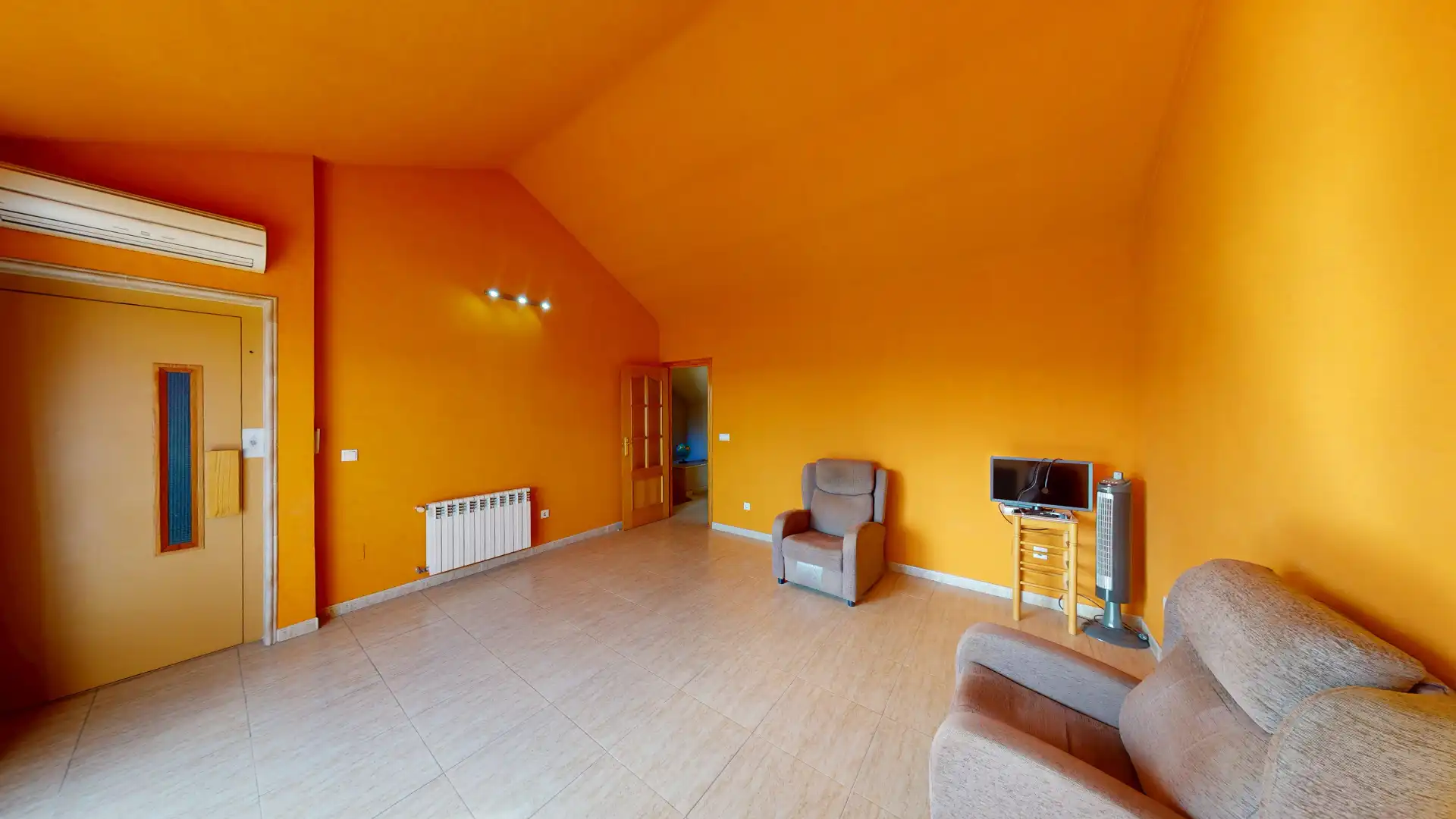 Casa o chalet en venta en Alicante / Alacant con Aire acondicionado, Jardín privado y Terraza