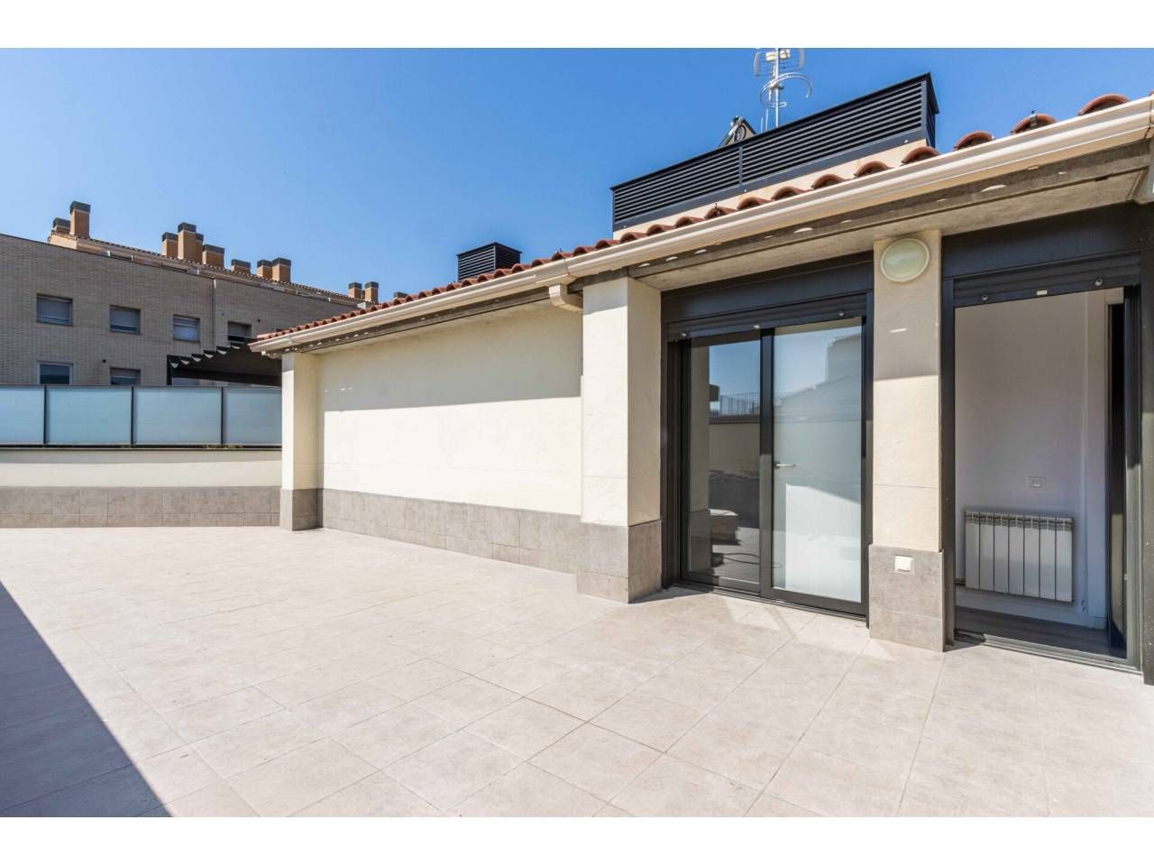 Exterior view of Duplex for sale in Terrassa  with Air Conditioner, Heating and Parquet flooring