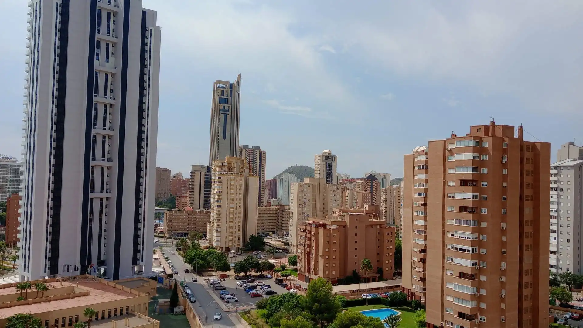 Vista exterior de Piso en venta en Benidorm con Aire acondicionado, Calefacción y Jardín privado