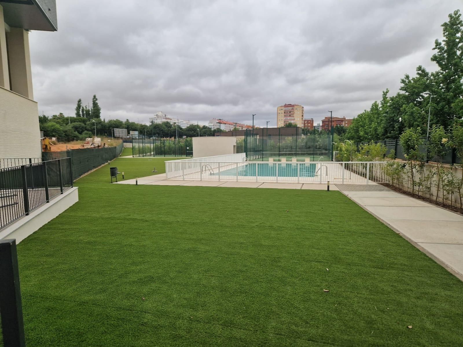 Swimming pool of Apartment to rent in Cáceres Capital  with Air Conditioner, Heating and Swimming Pool