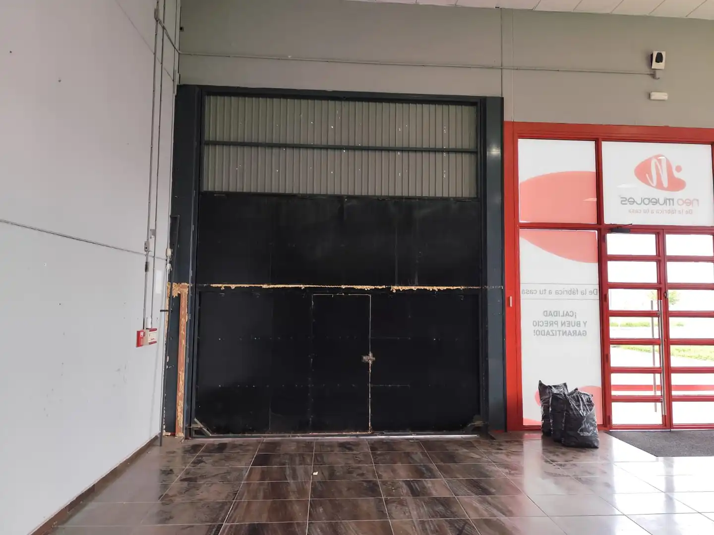 Nau industrial de lloguer a Calle Poligono los Caños 2B 18, imagen 3