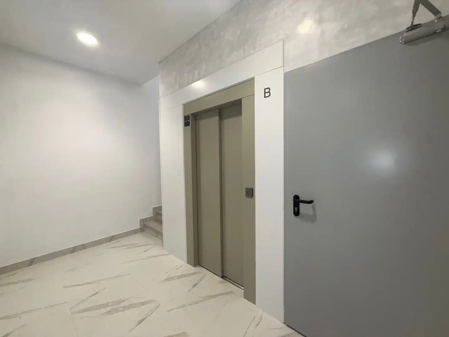 Planta baixa en venda en Tomelloso amb Aire condicionat, Calefacció i Jardí privat
