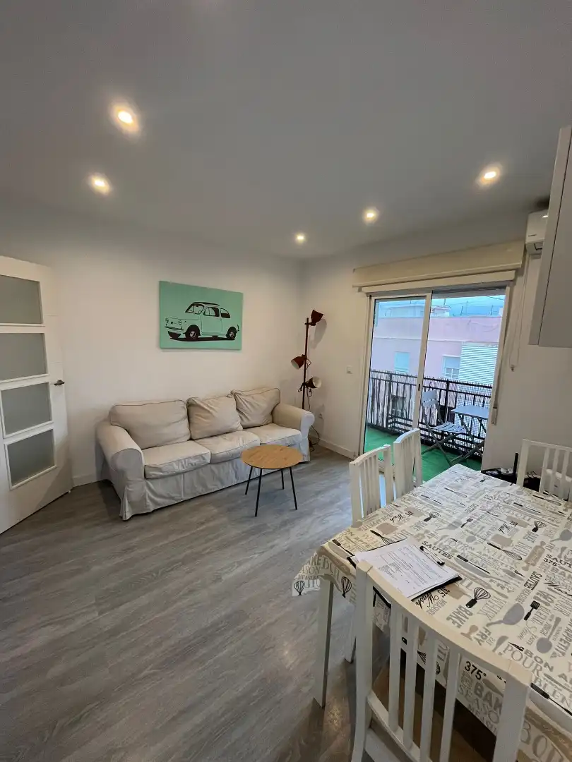 Appartamento con terrazza in vendita a Carrer del Duc de Gaeta, imagen 3