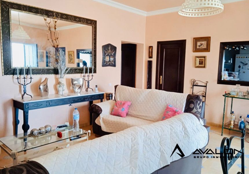 Sala d'estar de Finca rústica en venda en Moguer amb Aire condicionat, Jardí privat i Traster
