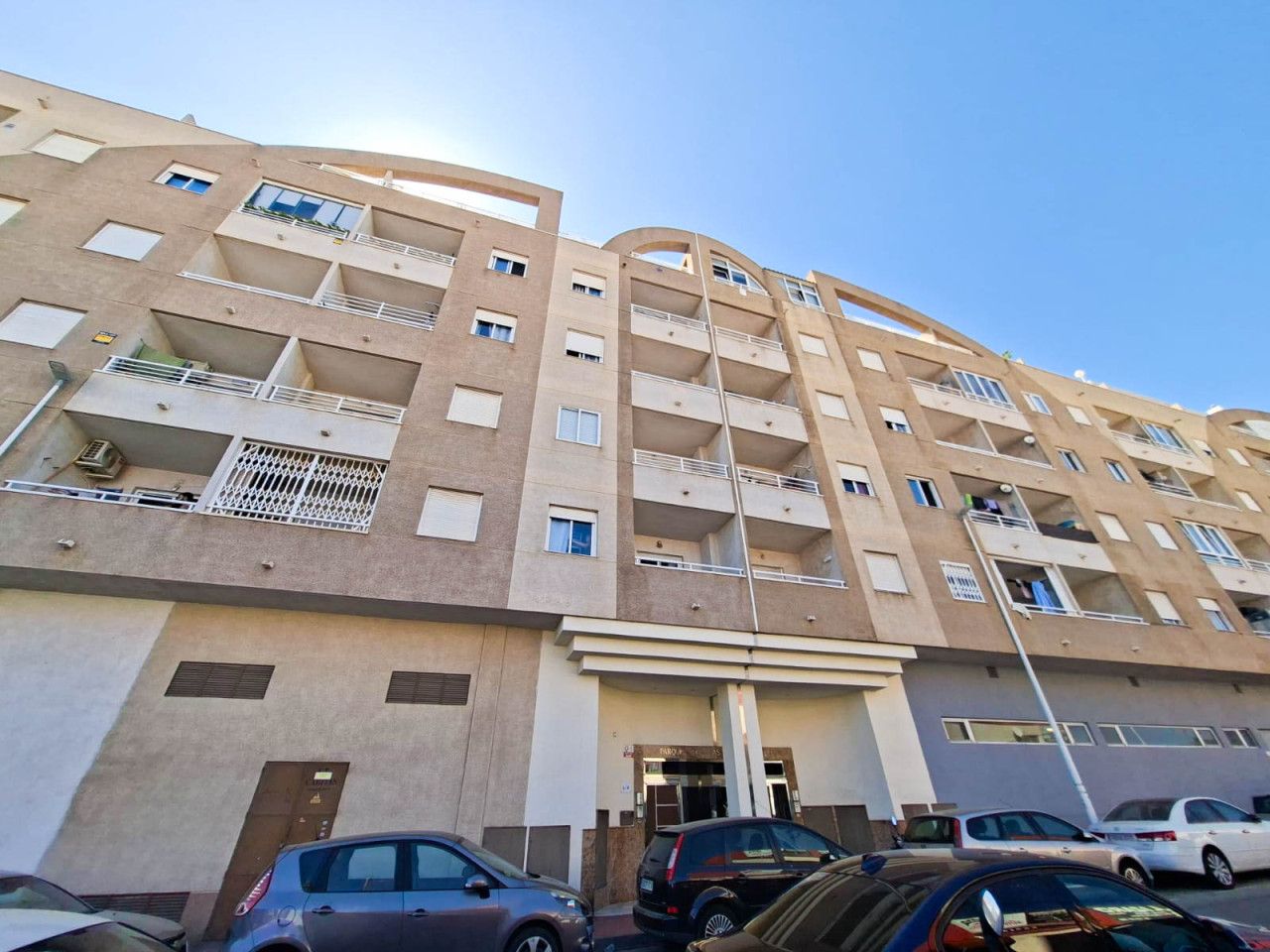 Vista exterior de Apartament en venda en Torrevieja amb Aire condicionat, Calefacció i Terrassa