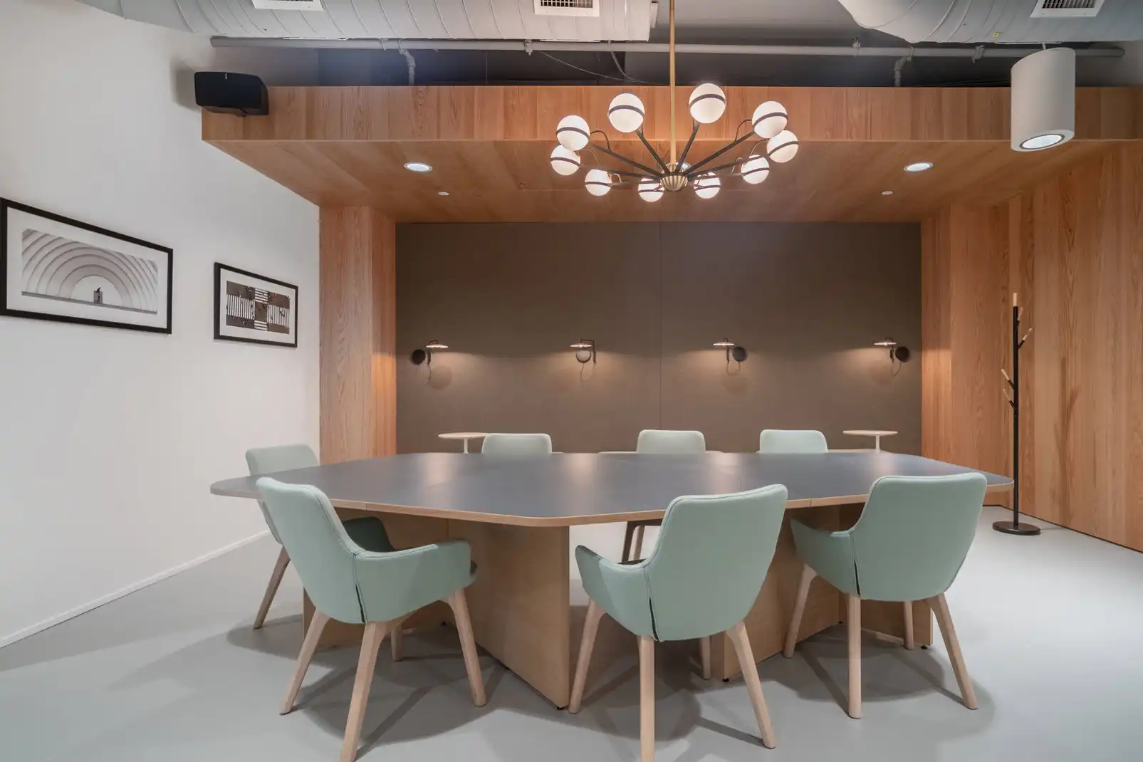Esszimmer von Büro zur Miete in Madrid mit Klimaanlage, Heizung und Möbliert