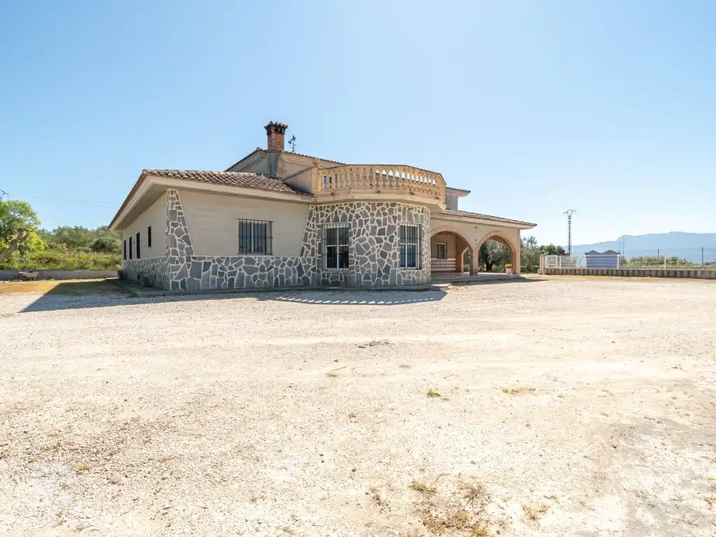 Vista exterior de Casa o chalet en venta en Llutxent