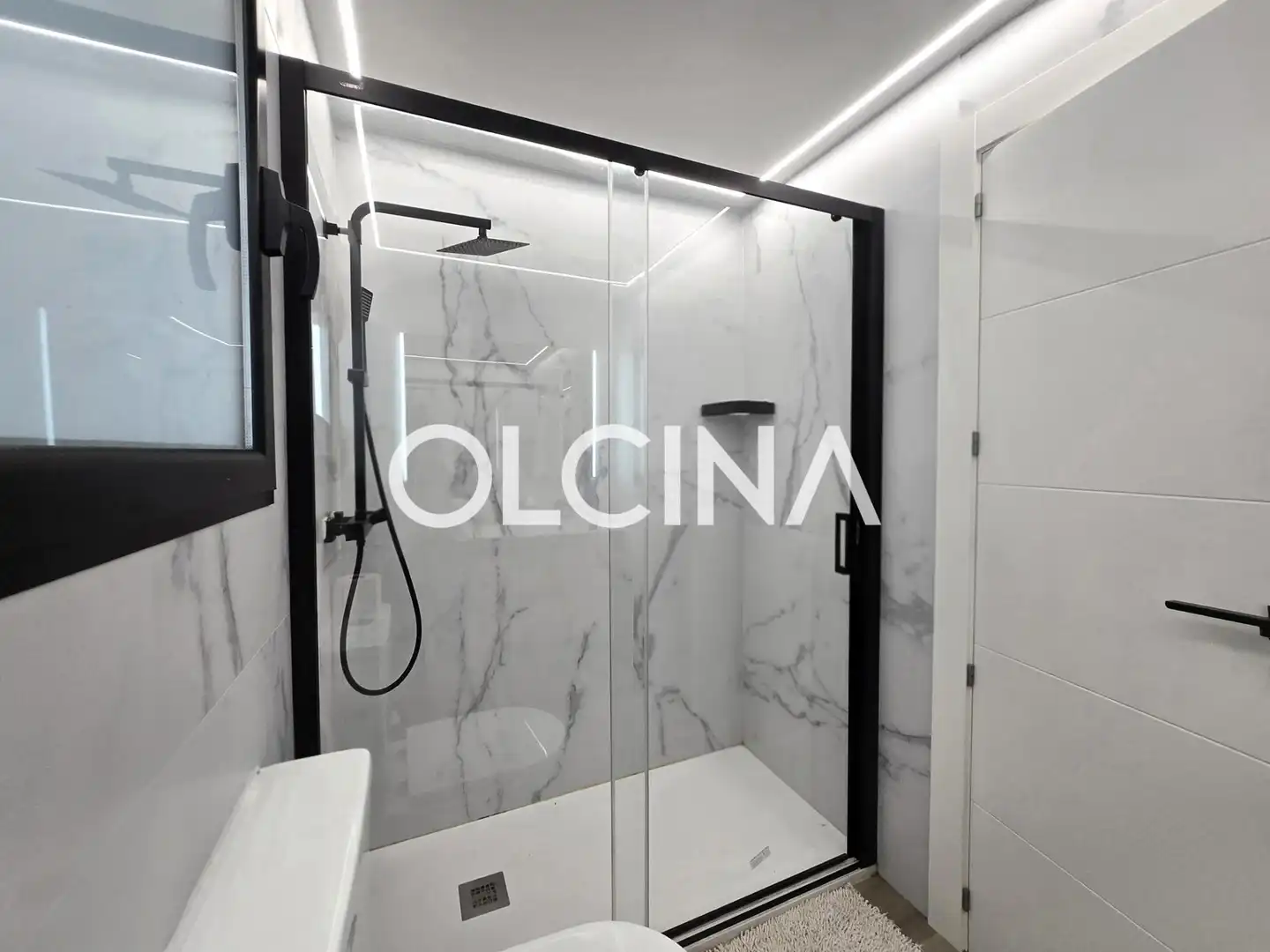 Bathroom of Flat for sale in Alcoy / Alcoi  with Air Conditioner and Balcony