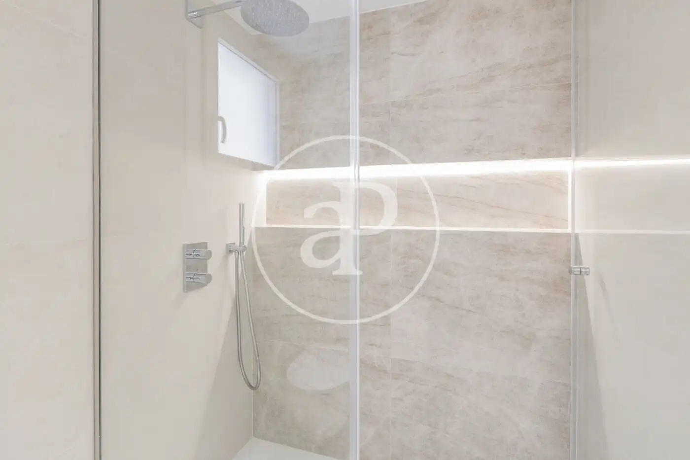 Baño de Piso en venta en Puentes Viejas con Aire acondicionado, Calefacción y Terraza