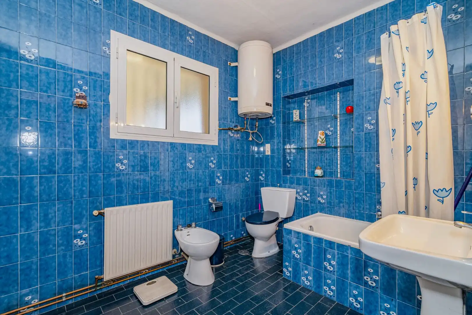 Bathroom of Houses for sale in Granada  with Air Conditioner, Heating and Private garden