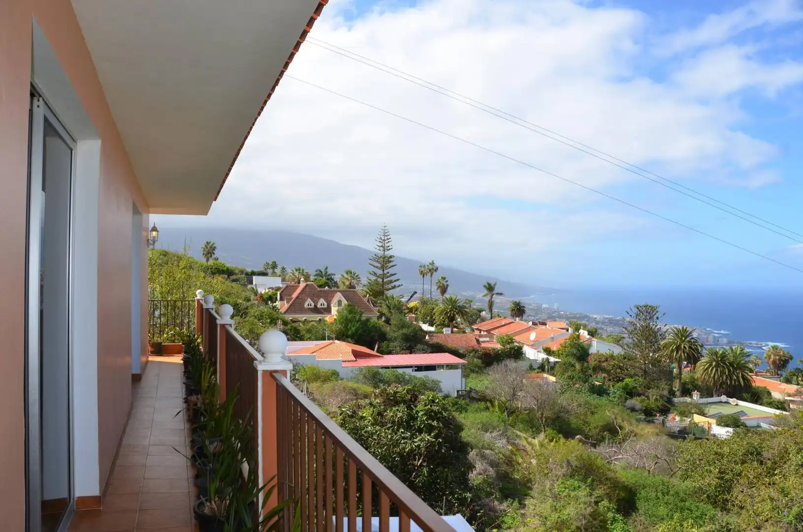 Vista exterior de Casa o chalet en venta en Santa Úrsula con Jardín privado, Terraza y Trastero