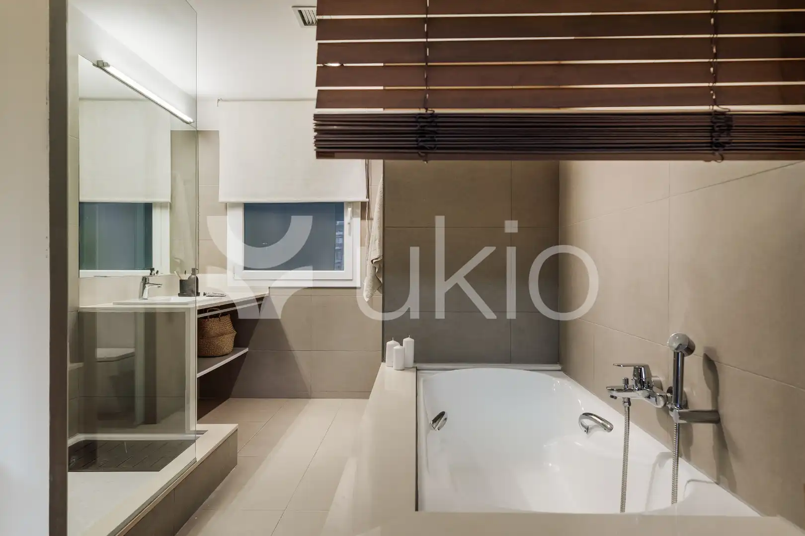 Apartamento con terraza en alquiler en Carrer de Balmes, imagen 21