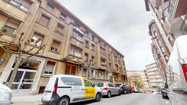 Piso en Venta en Aurrekoetxea Kalea en Iturralde