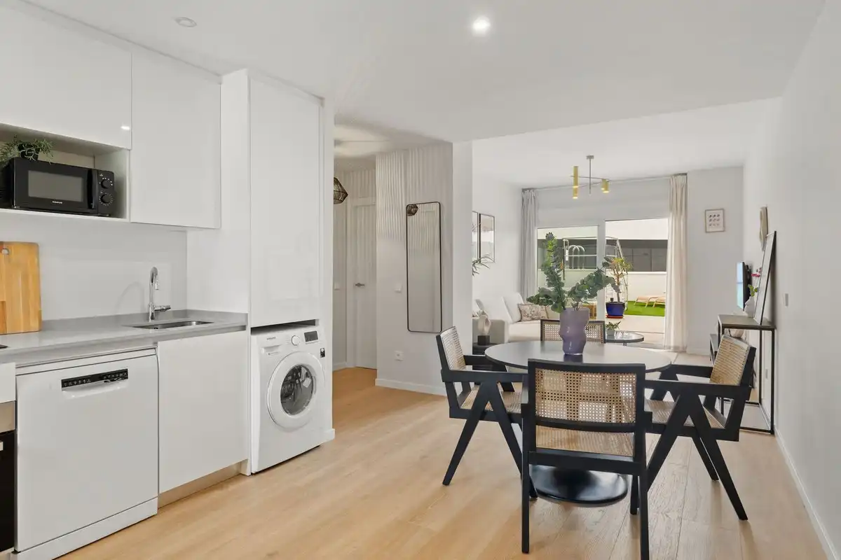 Apartamento con piscina en venta en Estepona Pueblo, imagen 16