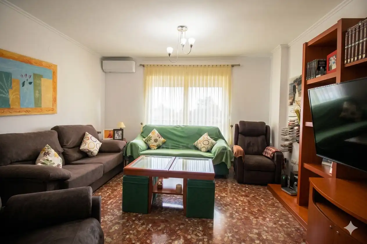 Sala d'estar de Pis en venda en Oliva amb Aire condicionat i Calefacció