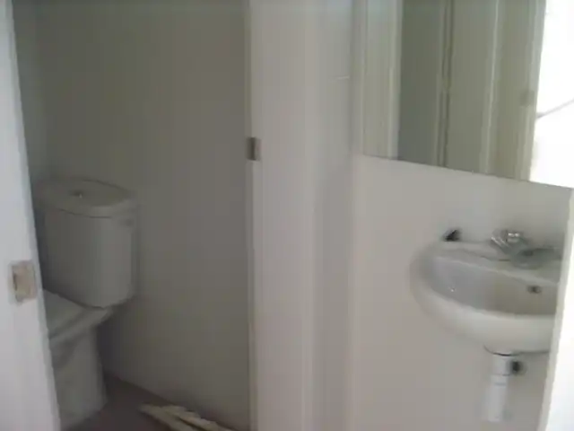 Bathroom of Commercial properties for rent in  Barcelona Capital