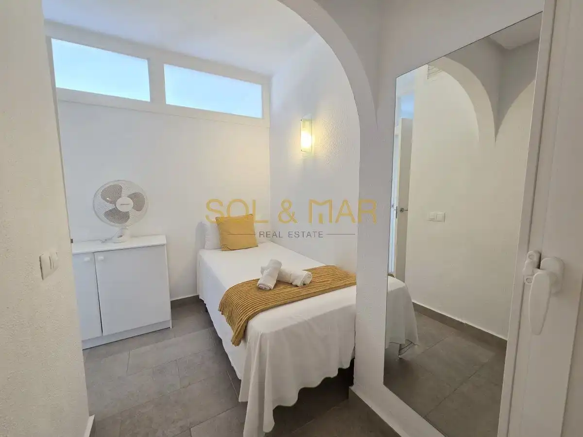 Schlafzimmer von Wohnung zum Verkauf in Torremolinos mit Klimaanlage, Heizung und Terrasse