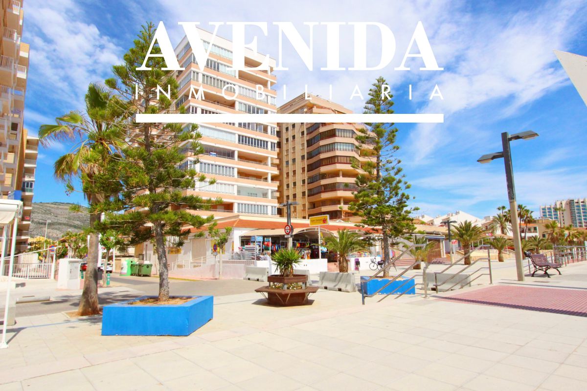 Exterior view of Apartment for sale in Oropesa del Mar / Orpesa  with Terrace and Furnished