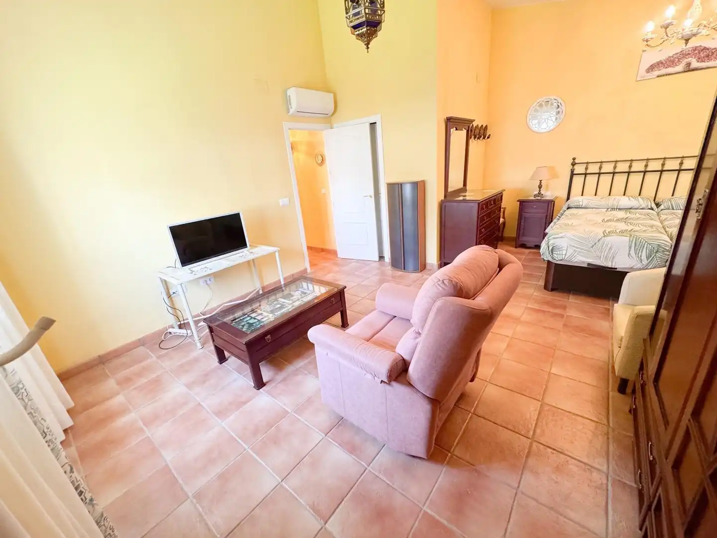 Sala d'estar de Casa adosada en venda en Punta Umbría, Huelva