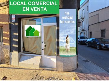 Local comercial en venda a Montijo