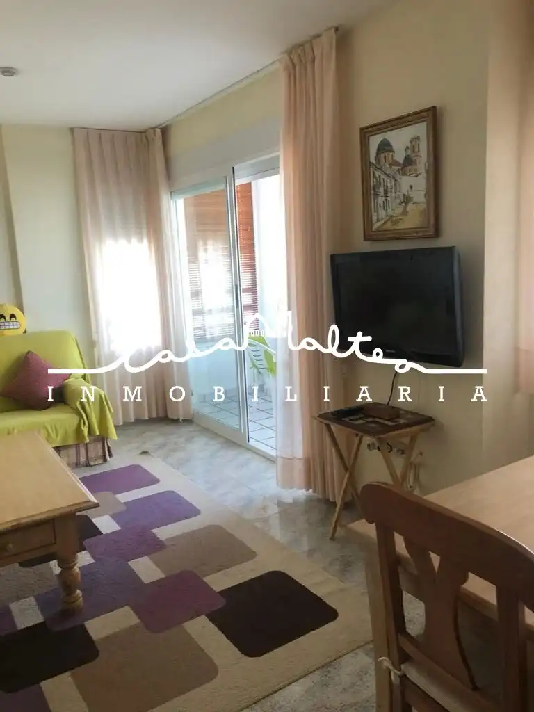 Mini appartamento con terrazza in affitto a Calle Clot de Mingot, imagen 5