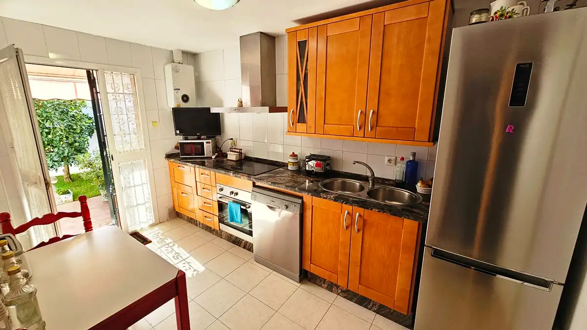 Maison jumelée avec piscine à vendre à Espartinas Pueblo, imagen 13