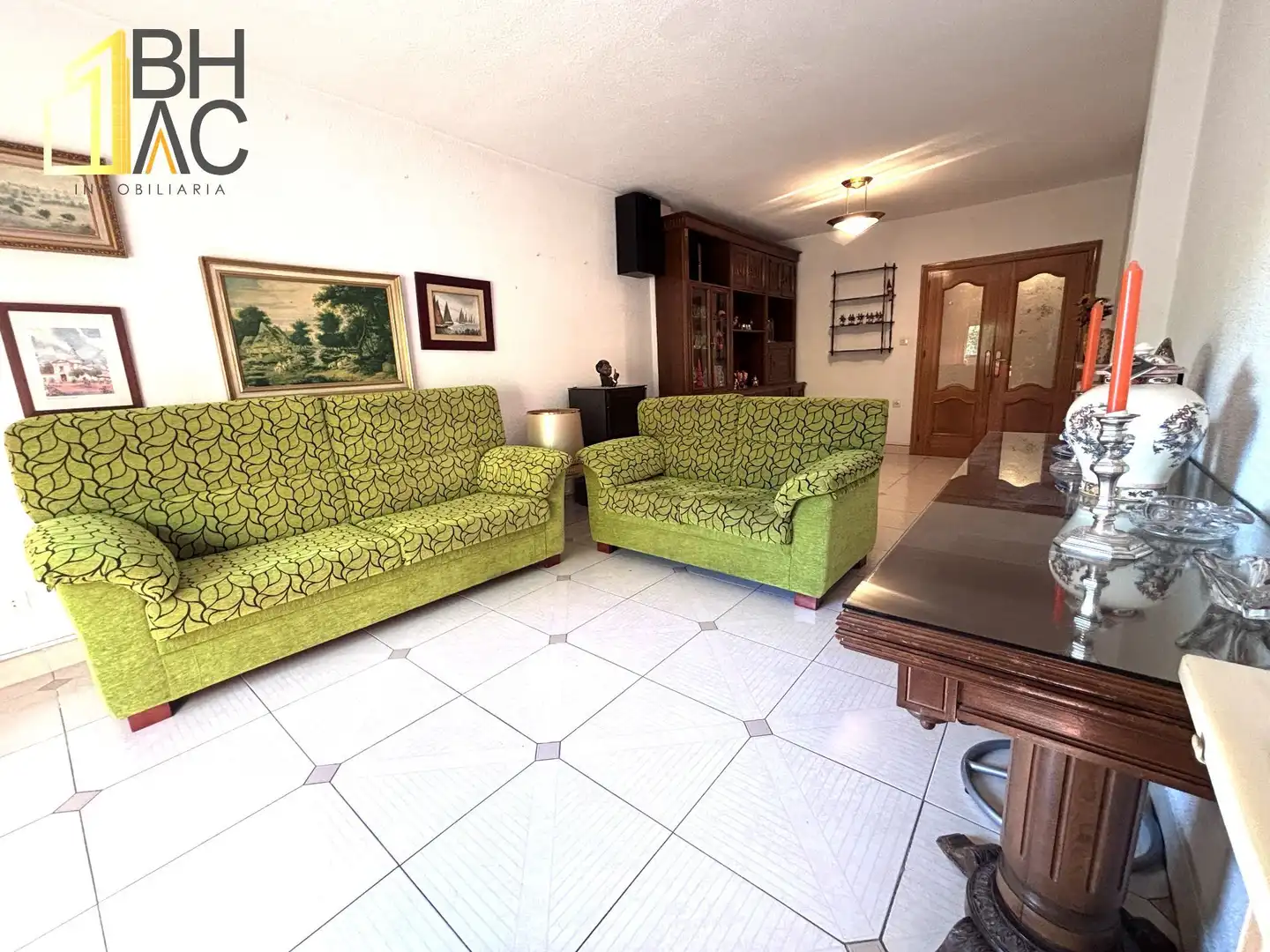 Living room of Flat for sale in Madrid  with Air Conditioner and Heating