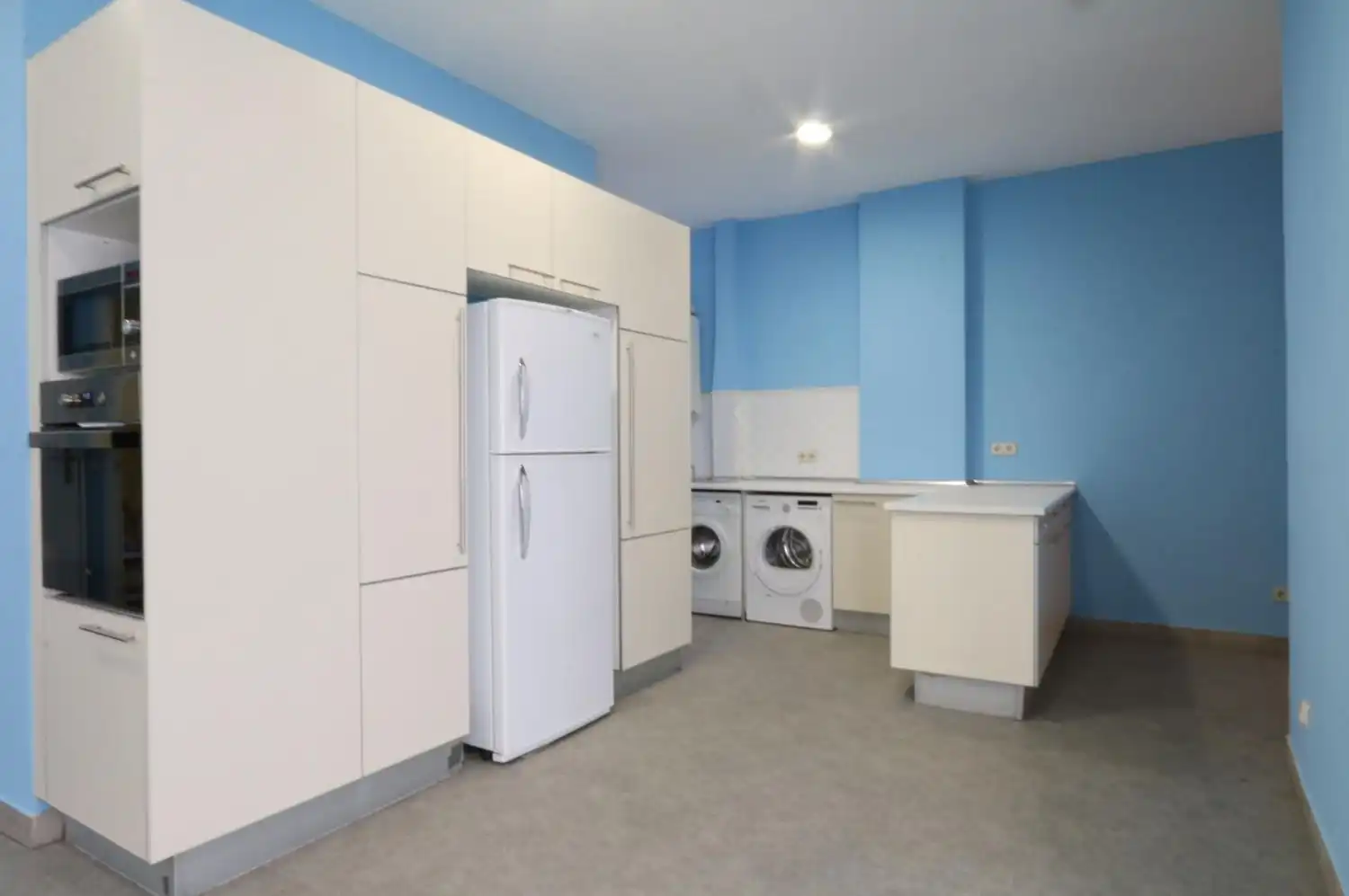 Kitchen of Flat for sale in Madrid  with Air Conditioner
