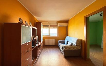 Bedroom of Flat for sale in  Barcelona Capital  with Heating